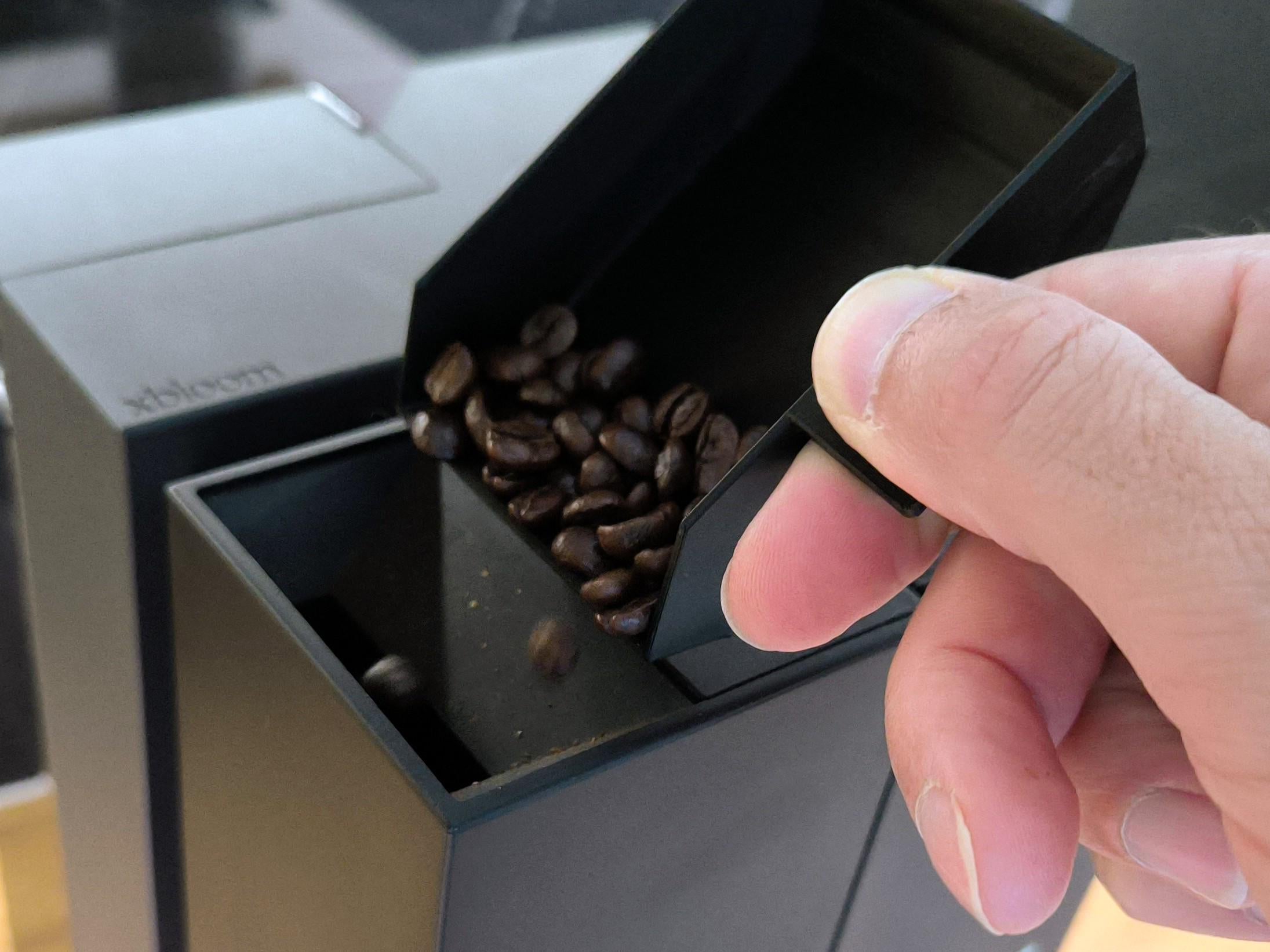 Coffee bean dosing tray for xBloom Studio