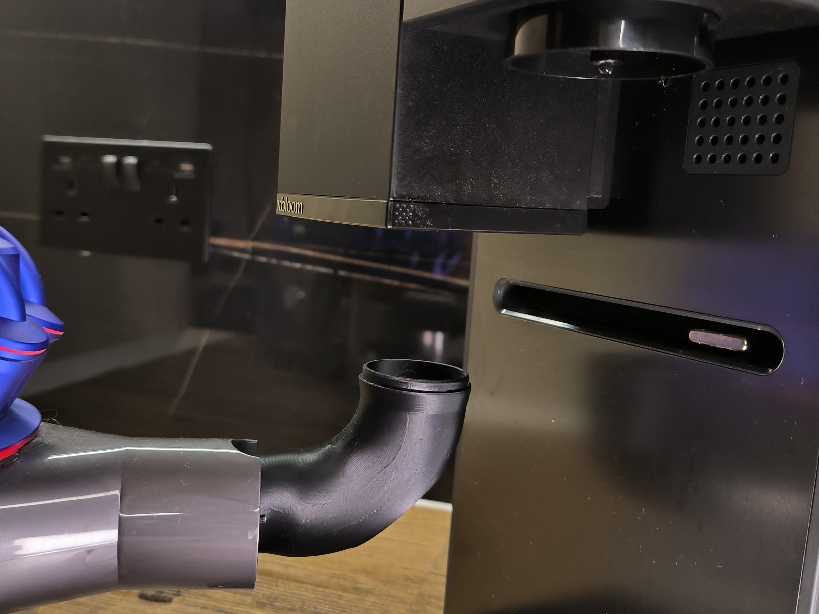 Dyson vacuum attachment for xBloom grinder cleaning